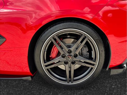 Used 2020 Chevrolet Corvette Stingray Preferred Cpe w/ 2LT Preferred Equipment Group RWD image 16