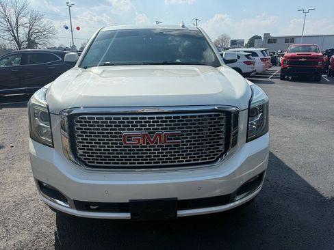 Used 2015 GMC Yukon Denali w/ Open Road Package image 3