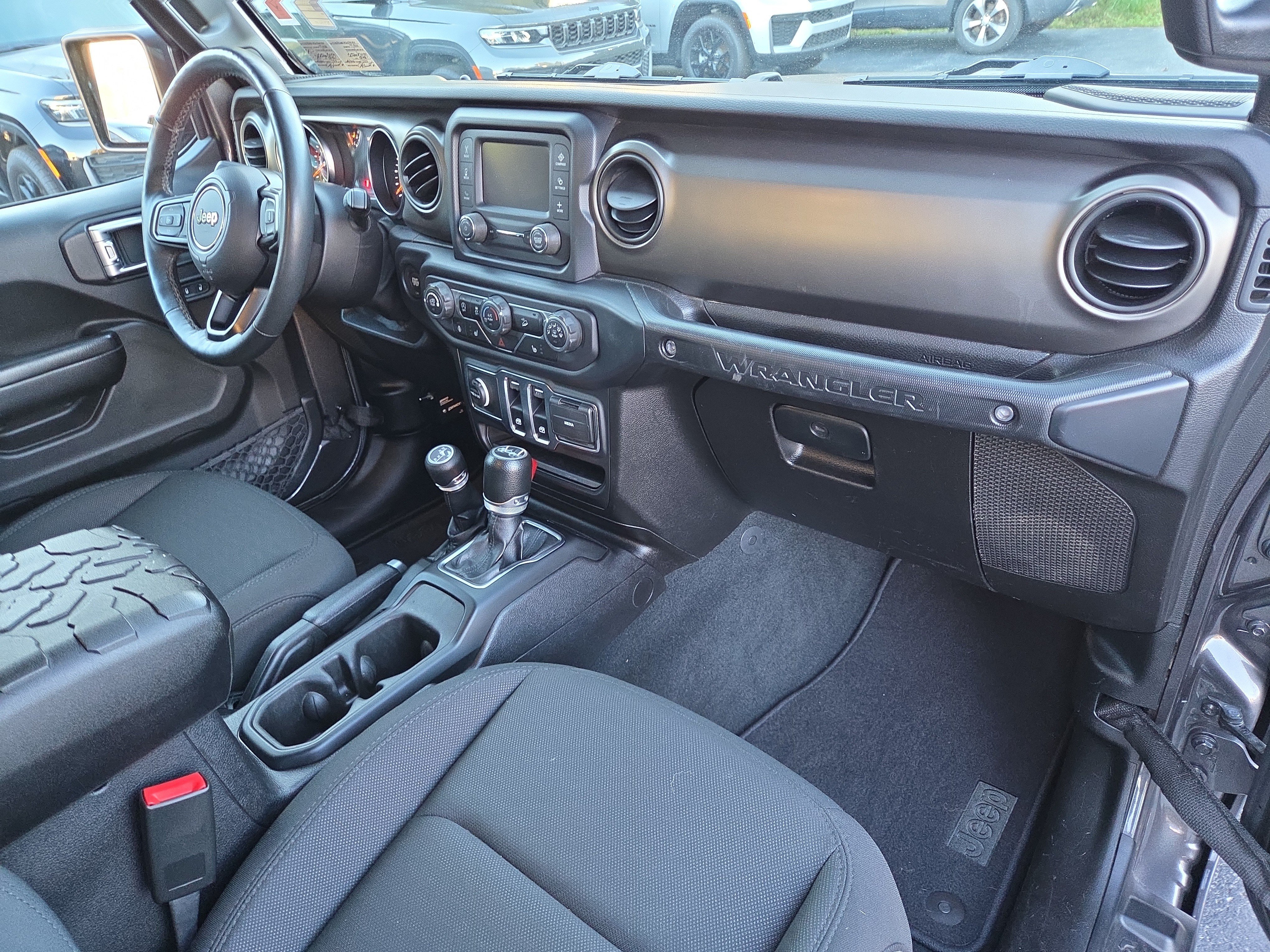 Certified 2019 Jeep Wrangler Sport AWD/4WD image 19