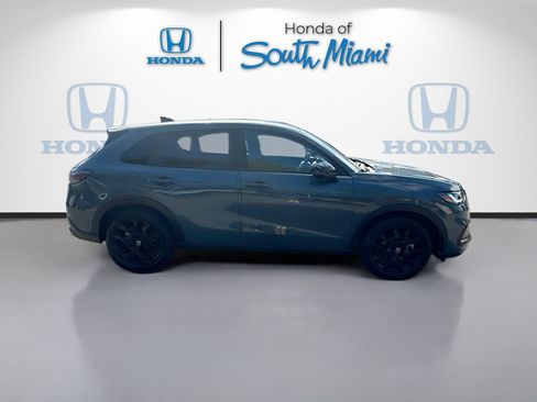 Used 2024 Honda HR-V Sport image 8