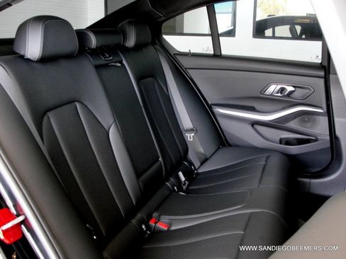 Used 2023 BMW 330i Sedan w/ M Sport Package RWD image 70