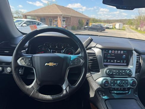 Used 2018 Chevrolet Tahoe Premier image 16