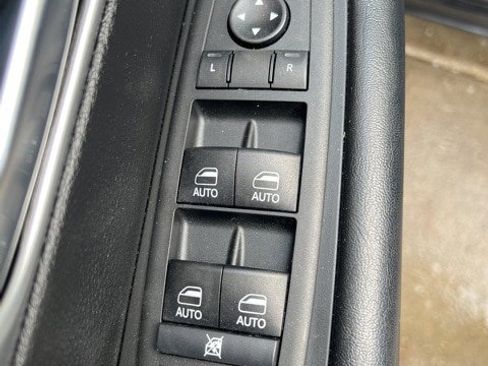 Certified 2019 Chrysler Pacifica Touring-L Plus w/ Advanced Safetytec Group image 15