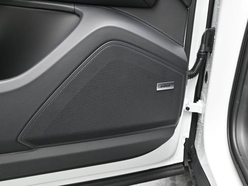 New 2026 Porsche Cayenne S image 13