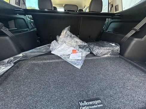 New 2026 Volkswagen Atlas SE FWD image 41