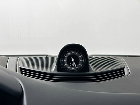 Certified 2025 Porsche Taycan image 25