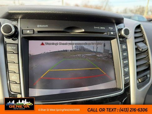 Used 2014 Hyundai Elantra GT w/ Option Group 03 image 17