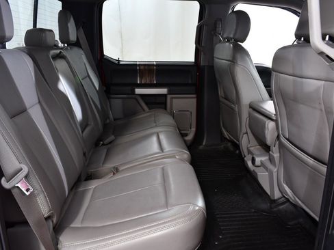 Used 2018 Ford F150 Lariat image 19