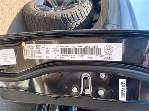 Used 2016 RAM 1500 Sport AWD/4WD image 18