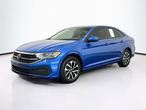 Used 2024 Volkswagen Jetta S FWD image 3