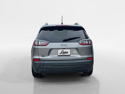 Used 2019 Jeep Cherokee Latitude w/ Cold Weather Group AWD/4WD image 5