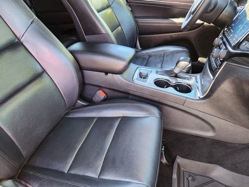 Used 2020 Jeep Grand Cherokee Limited w/ Luxury Group II AWD/4WD image 13