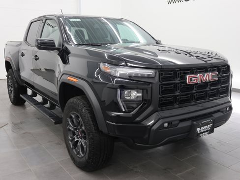 Used 2024 GMC Canyon Elevation w/ Elevation Premium Package AWD/4WD image 2