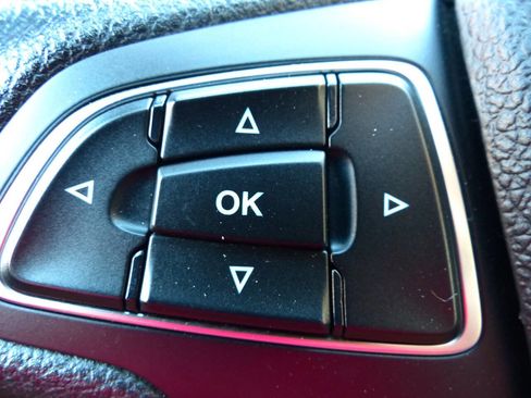 Used 2018 Ford Escape SE w/ SE Sync 3 Package image 28