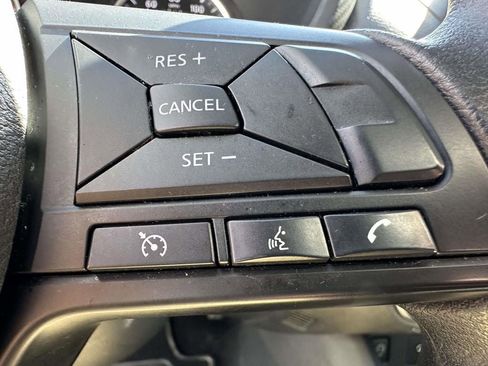 Used 2024 Nissan Sentra S image 23