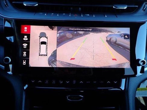 New 2026 Jeep Grand Cherokee Limited w/ Luxury Tech Group II AWD/4WD image 19