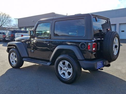 Used 2023 Jeep Wrangler Sport S image 7