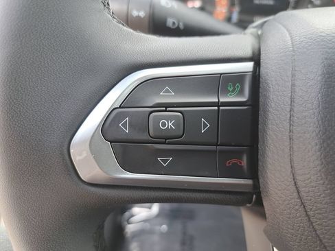 Certified 2024 Jeep Compass Limited AWD/4WD image 17