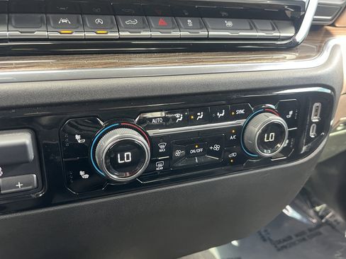 Used 2025 Chevrolet Silverado 1500 LT image 26