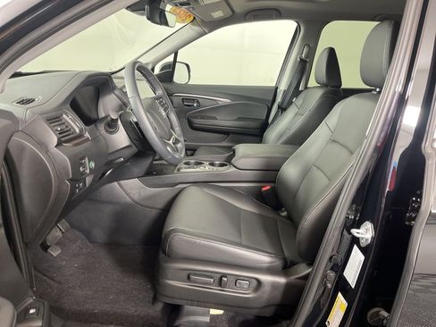 Used 2025 Honda Ridgeline RTL+ image 21