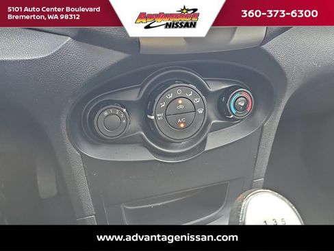 Used 2011 Ford Fiesta SE image 11