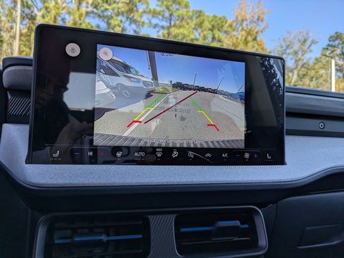 New 2025 Ford Maverick XLT w/ XLT Luxury Package image 20