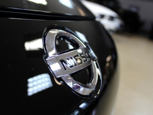 Used 2004 Nissan 350Z Touring image 11