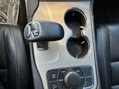 Used 2014 Jeep Grand Cherokee Limited image 21