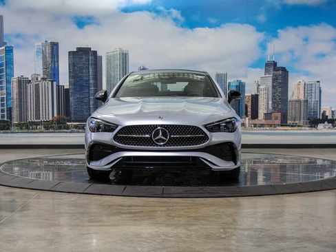 Used 2027 Mercedes-Benz CLE 450 4MATIC Coupe image 3