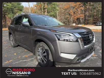 New 2025 Nissan Pathfinder SL