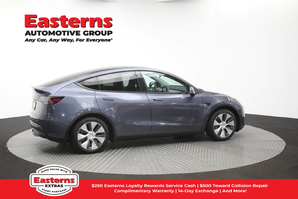 Used 2023 Tesla Model Y Long Range AWD/4WD image 40
