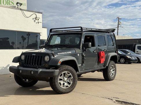 Used 2017 Jeep Wrangler Unlimited Rubicon w/ Connectivity Group image 1