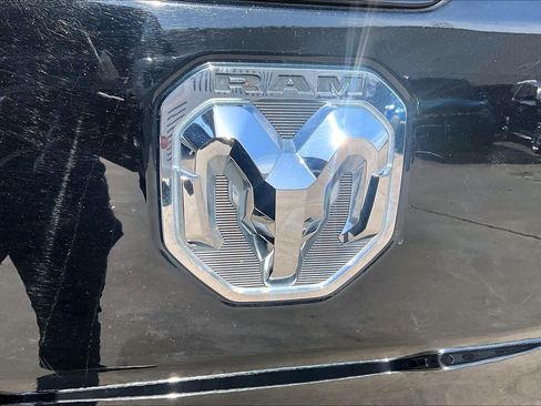 Used 2019 RAM 1500 Big Horn AWD/4WD image 31