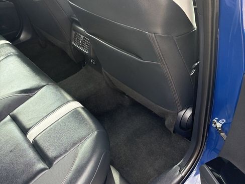 Used 2025 Toyota Camry SE image 24