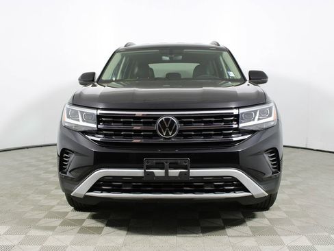 Used 2022 Volkswagen Atlas SE image 2