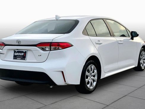 Used 2024 Toyota Corolla LE FWD image 13