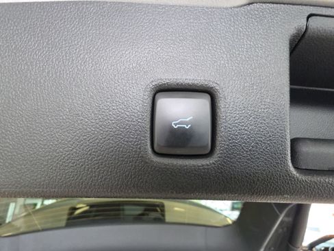 Used 2024 Ford Escape ST-Line w/ Tech Pack #1 AWD/4WD image 31
