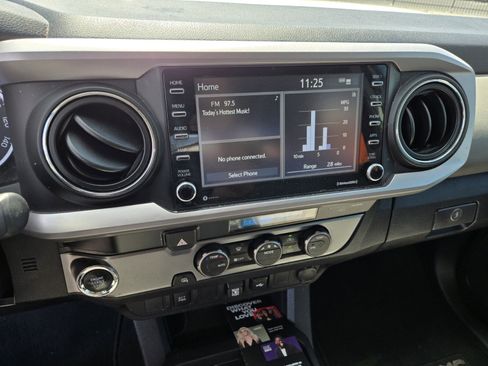 Used 2023 Toyota Tacoma SR5 RWD image 17
