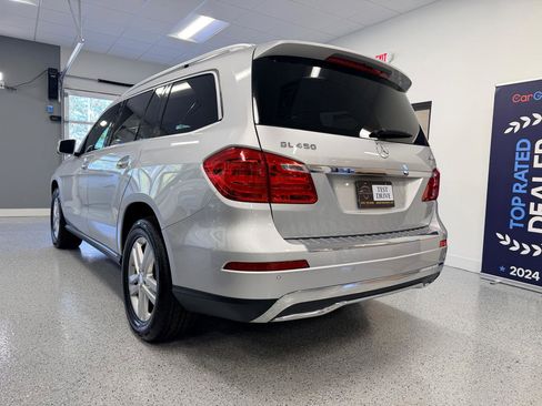 Used 2015 Mercedes-Benz GL 450 4MATIC image 5
