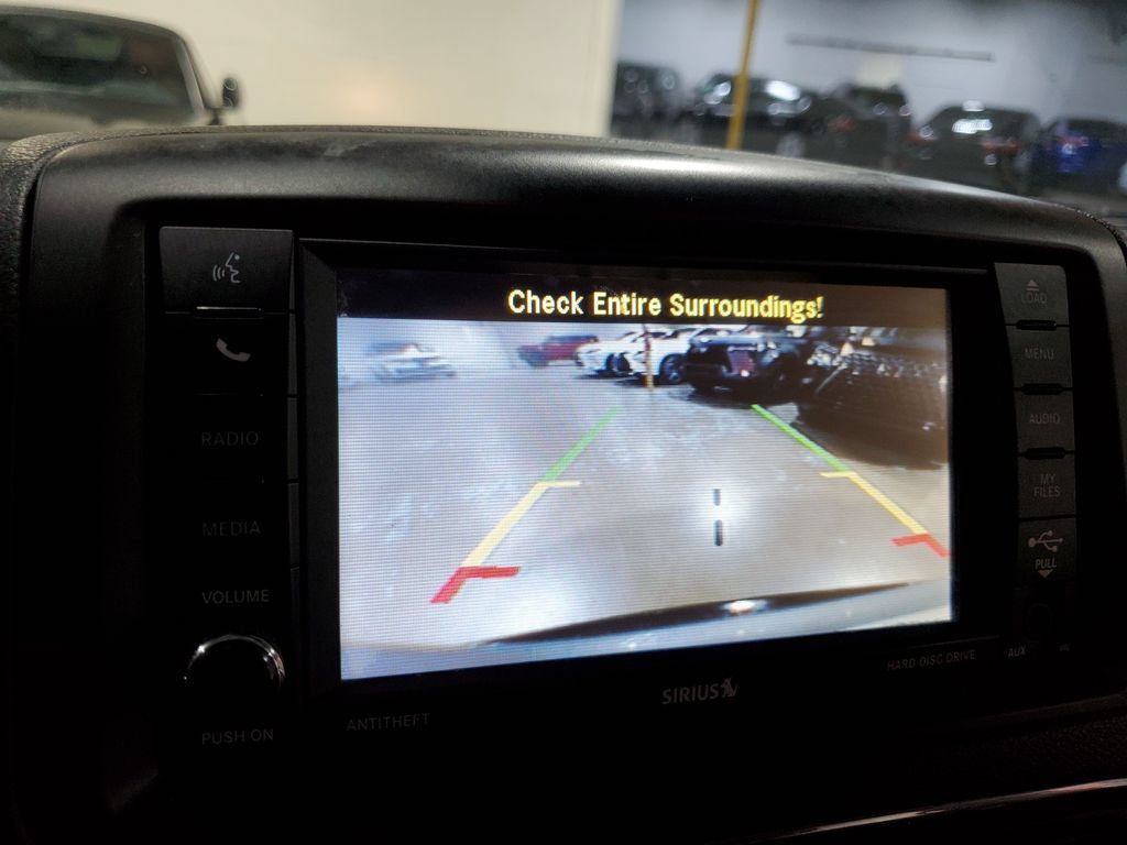 Used 2016 Dodge Grand Caravan SE FWD image 31