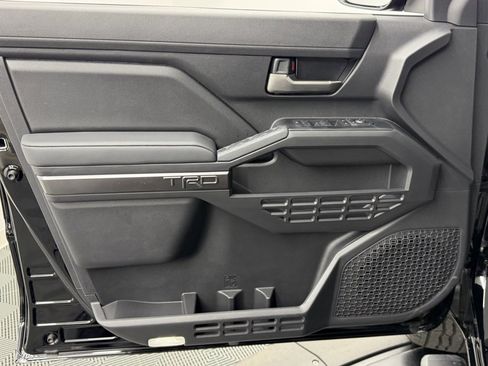 New 2025 Toyota Tacoma TRD Off-Road image 10