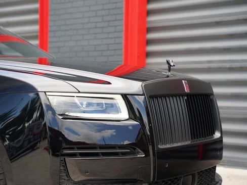 Used 2022 Rolls-Royce Ghost w/ Ghost Package AWD/4WD image 3