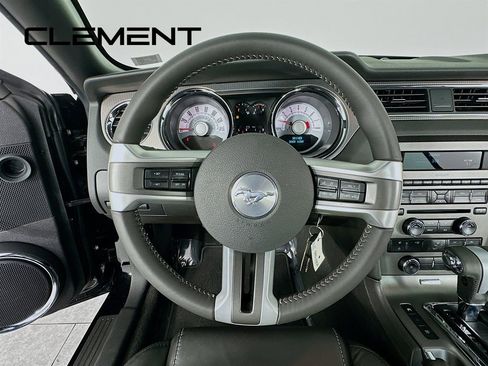 Used 2010 Ford Mustang GT RWD image 15