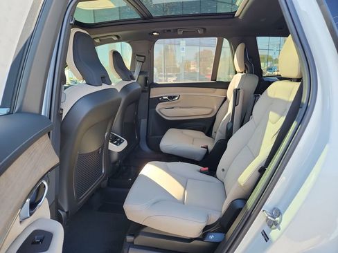 New 2026 Volvo XC90 B6 Plus image 13