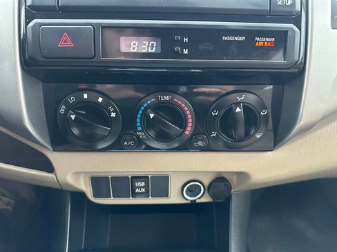 Used 2013 Toyota Tacoma PreRunner w/ SR5 Pkg image 17