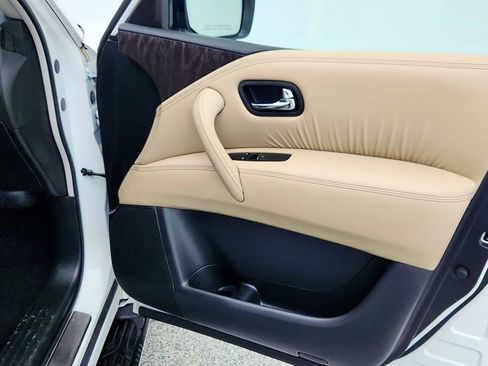 Used 2024 Nissan Armada Platinum w/ Captain's Chairs Package image 28
