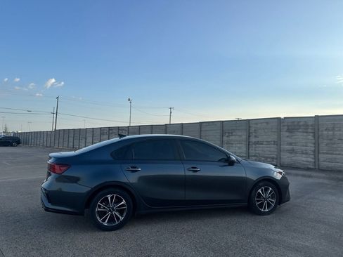 Used 2023 Kia Forte LXS FWD image 21