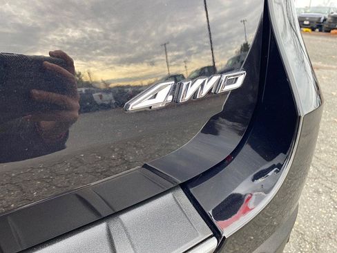 Certified 2022 Ford Explorer XLT w/ Equipment Group 202A image 14