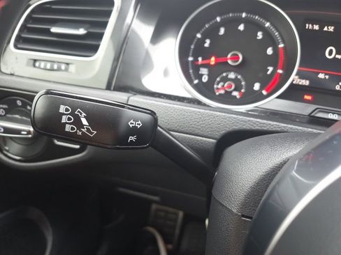 Used 2017 Volkswagen GTI SE image 14