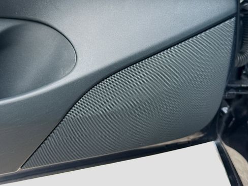 Used 2023 Tesla Model 3 Standard Range image 23